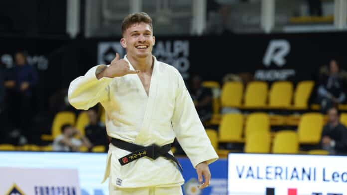 Italy Lights Up Day One of the European Open