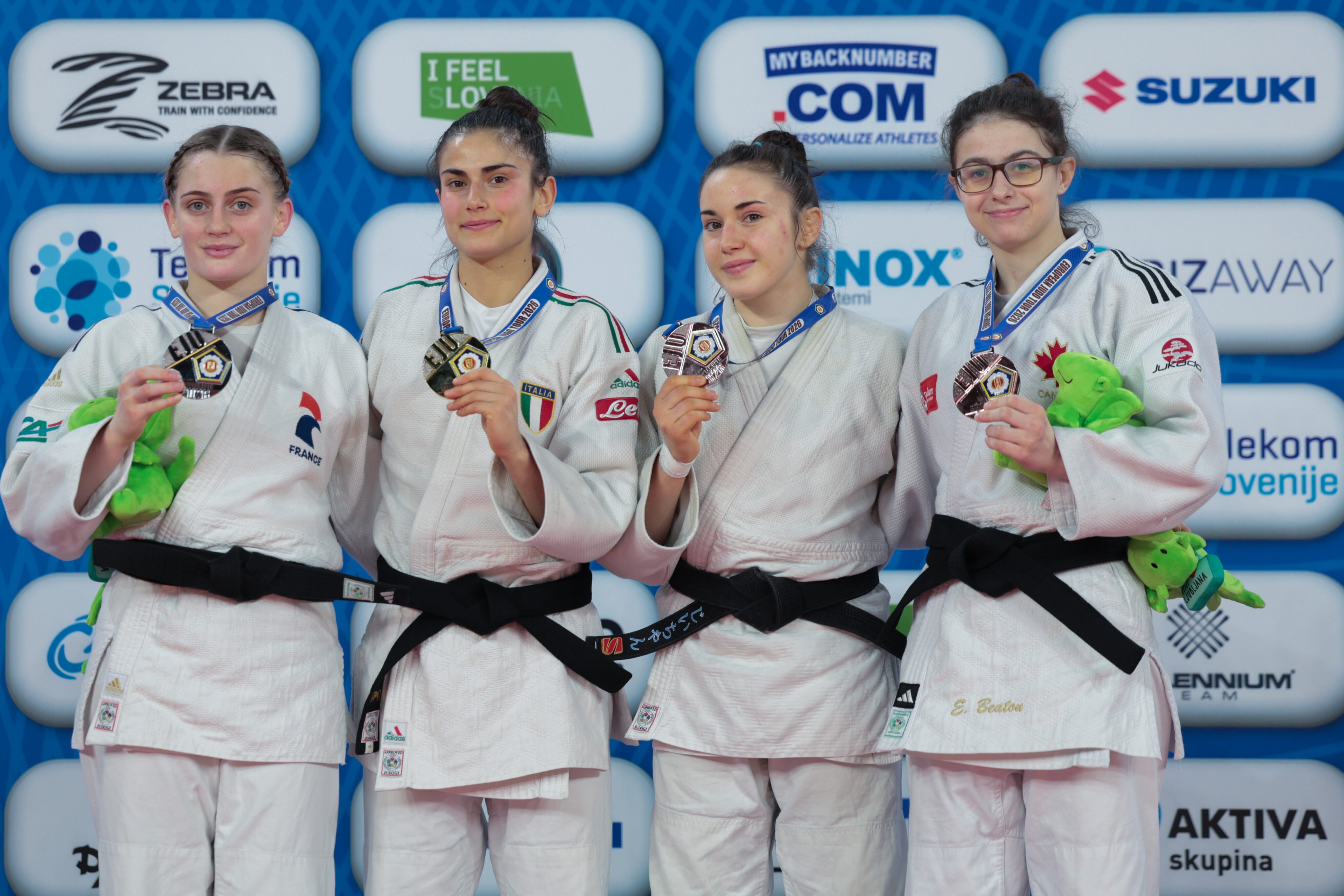 Podium -52kg category