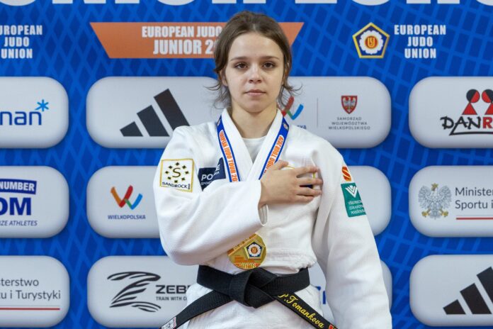 “After a difficult period, I am back”: Tomankova claims defining victory