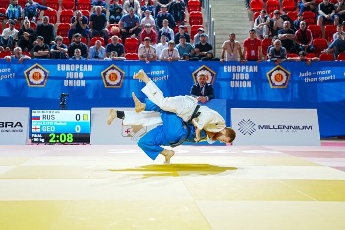 The World Champion Rediscovered the “Taste” of Gold at Accueil
